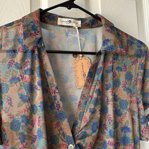 Carina Mesh Short Sleeve Top - Olive Medallion Cluster - Picture 5 of 9